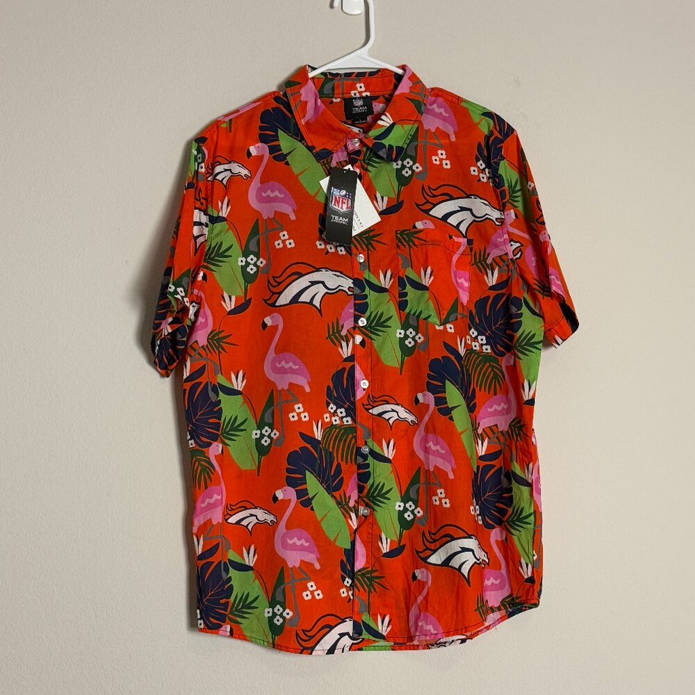 Denver Broncos Men's L Hawaiian Flamingo Aloha Shirt NFL Apparel
